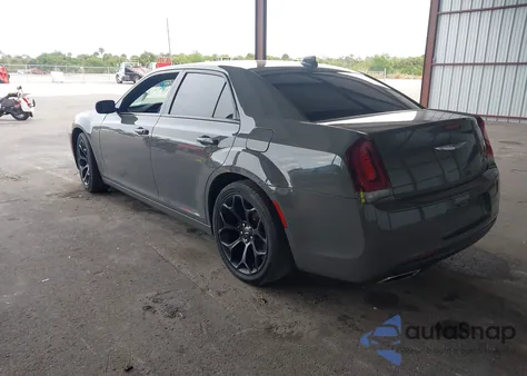 2019 Chrysler 300 300S из США, поврежденный, VIN 2C3CCABG8KH585482